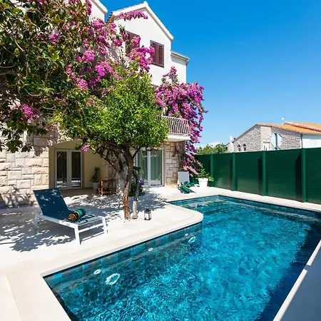 Family Friendly With A Swimming Pool Supetar, Brac - 12893 *